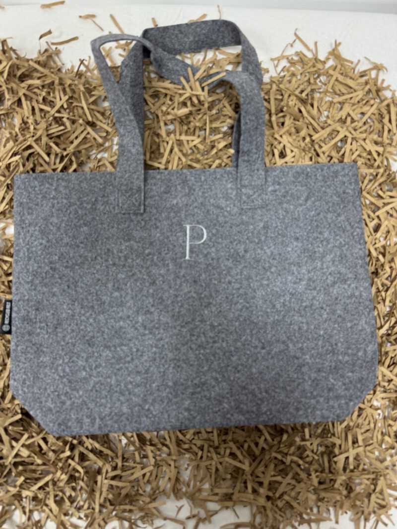 Bolso de fieltro personalizado con inicial - Imagen 3